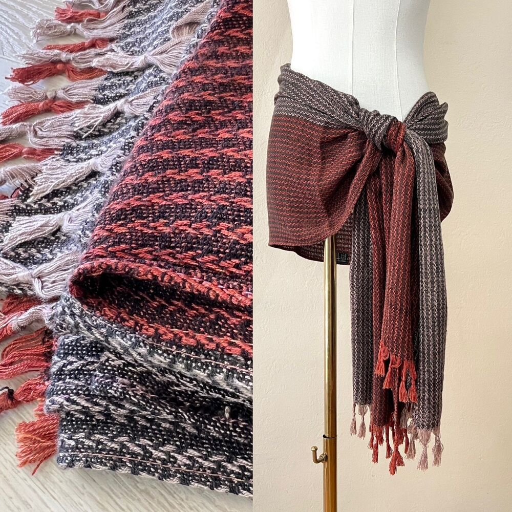 Vintage 90s Honey 100% Rayon Two-Tone Textured Long 72"x15" Scarf with Fringe